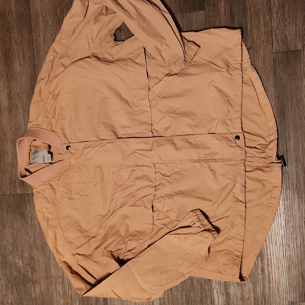 Vero Moda Swishy Jacket - Size Small
